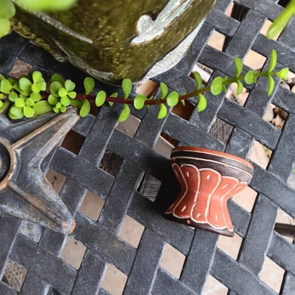 Vintage Mexican Native Terracotta egg cup or small vase - Picture 4 of 4